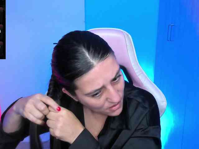 Saskyaajohnson webcam