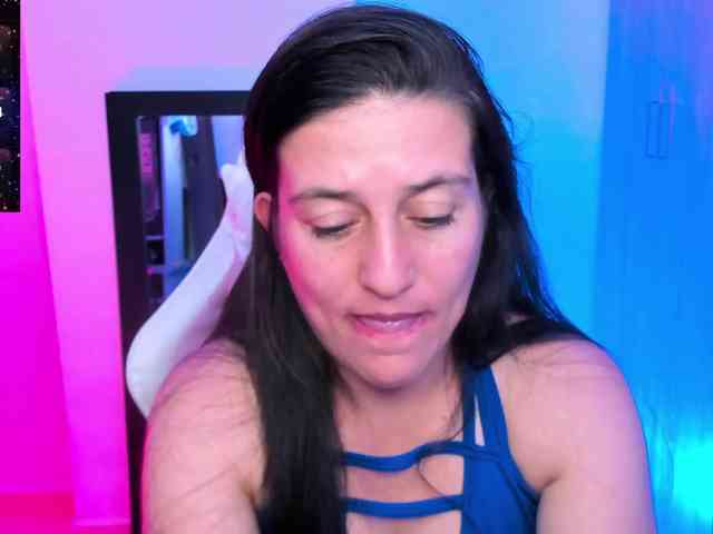 Saskyaajohnson webcam