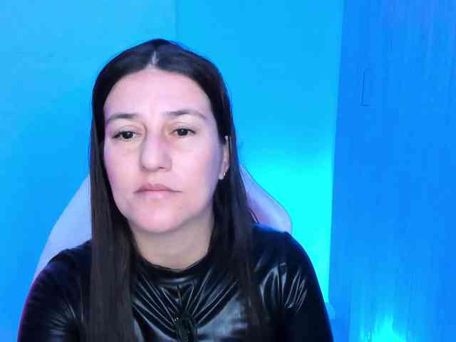 Saskyaajohnson webcam