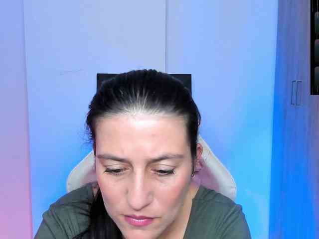 Saskyaajohnson webcam