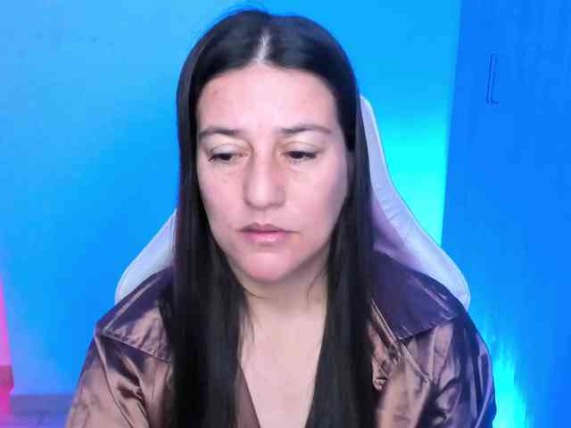 Saskyaajohnson webcam