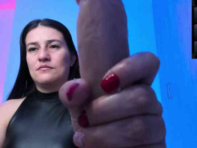 Saskyaajohnson webcam