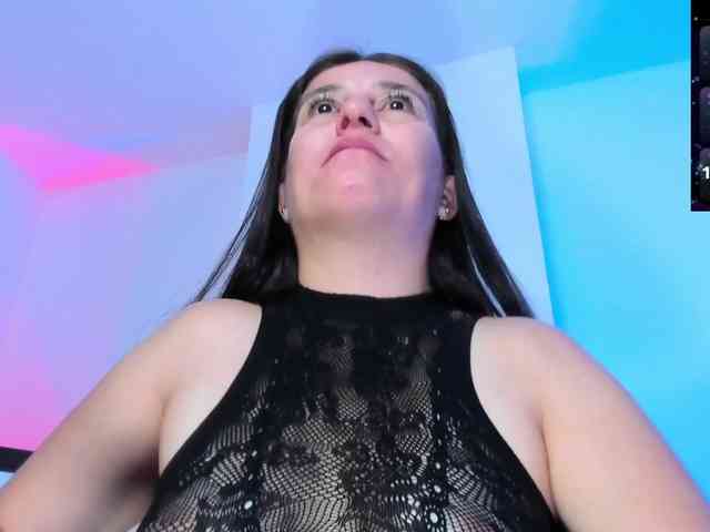 Saskyaajohnson webcam