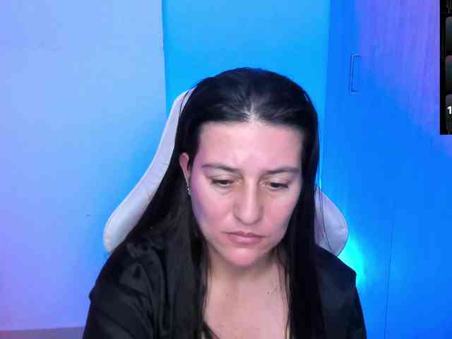 Saskyaajohnson webcam