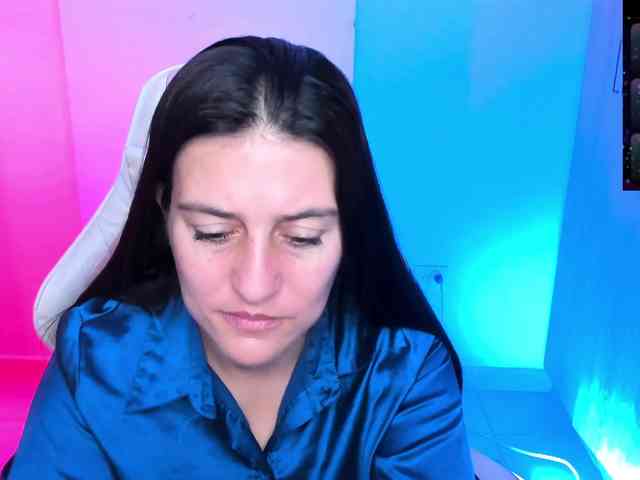 Saskyaajohnson webcam