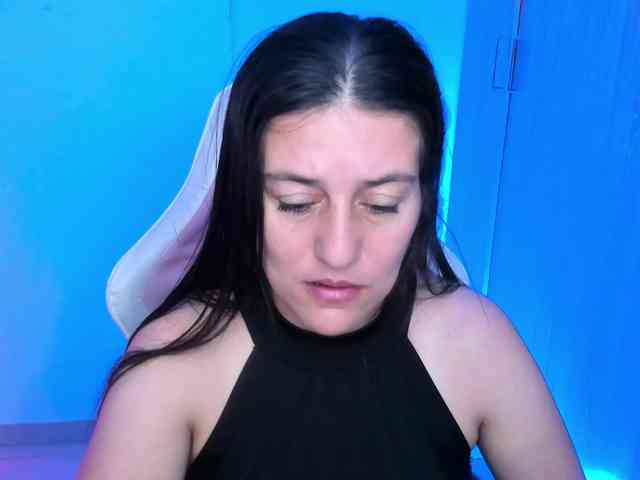 Saskyaajohnson webcam