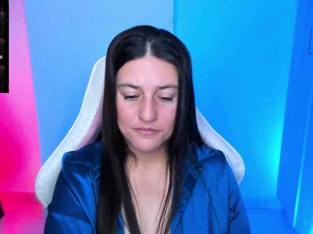 Saskyaajohnson webcam