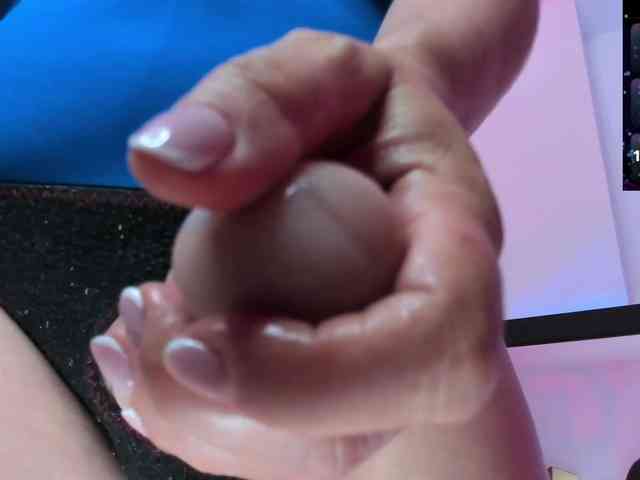 Saskyaajohnson webcam