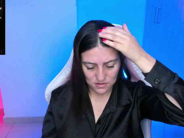 Saskyaajohnson webcam