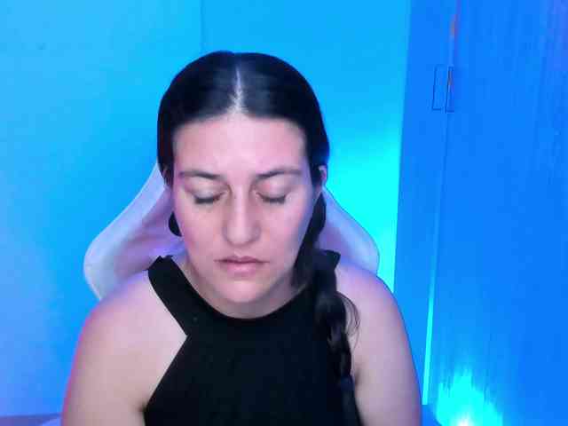 Saskyaajohnson webcam