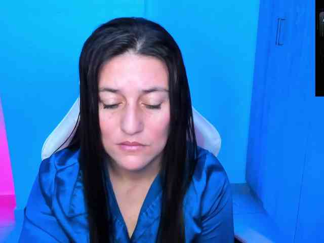 Saskyaajohnson webcam