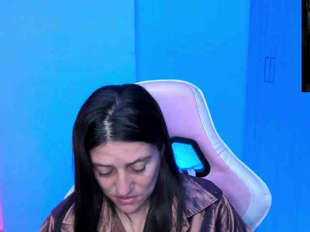 Saskyaajohnson webcam