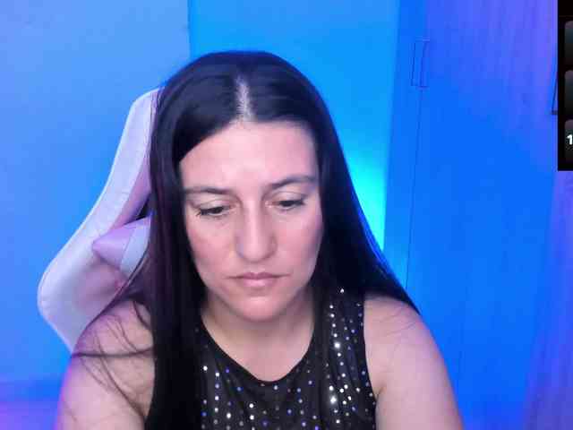 Saskyaajohnson webcam