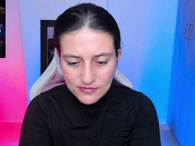 Saskyaajohnson webcam