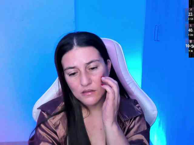 Saskyaajohnson webcam