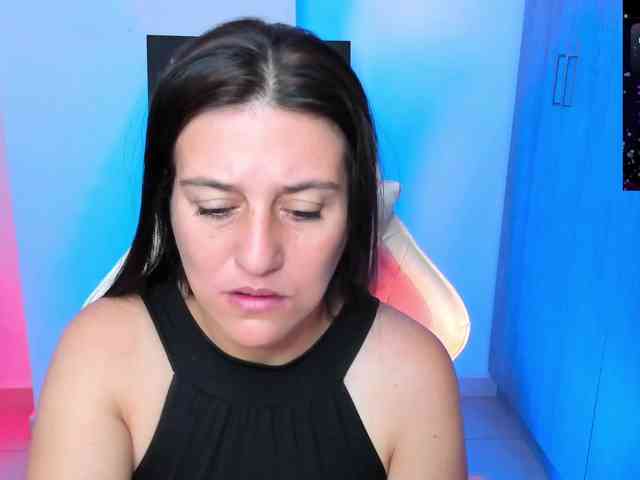 Saskyaajohnson webcam