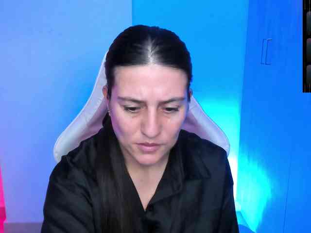 Saskyaajohnson webcam