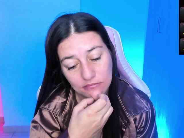 Saskyaajohnson webcam