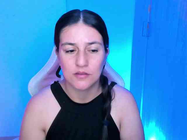 Saskyaajohnson webcam