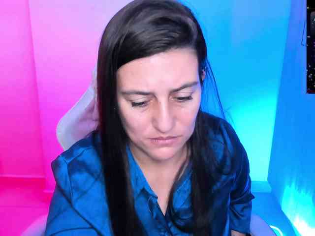 Saskyaajohnson webcam