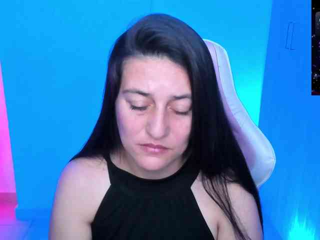 Saskyaajohnson webcam