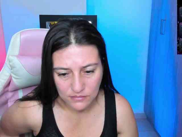 Saskyaajohnson webcam