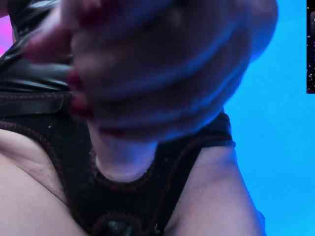 Saskyaajohnson webcam