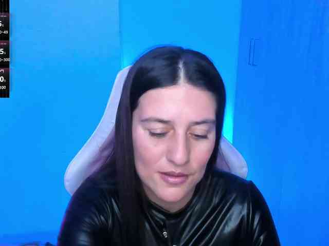 Saskyaajohnson webcam