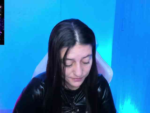 Saskyaajohnson webcam