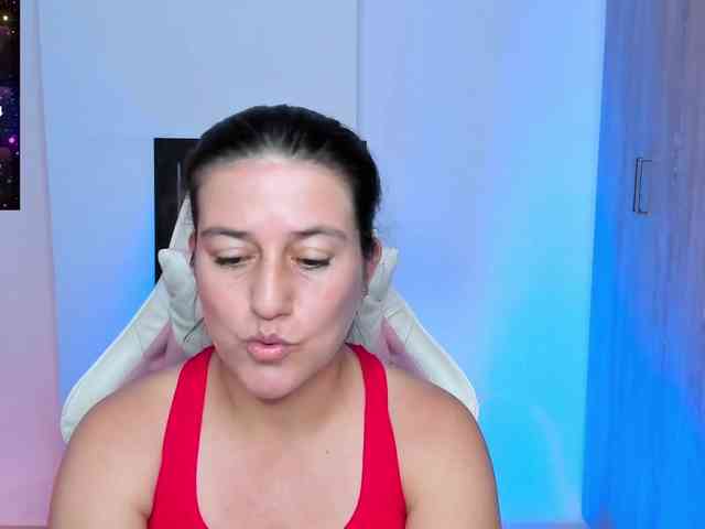 Saskyaajohnson webcam