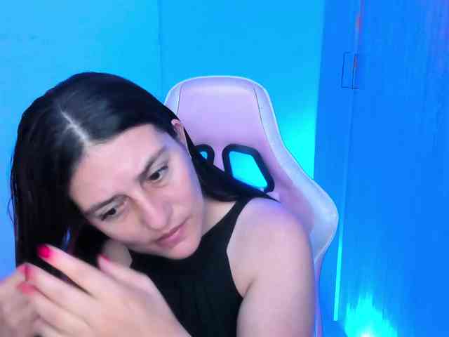 Saskyaajohnson webcam