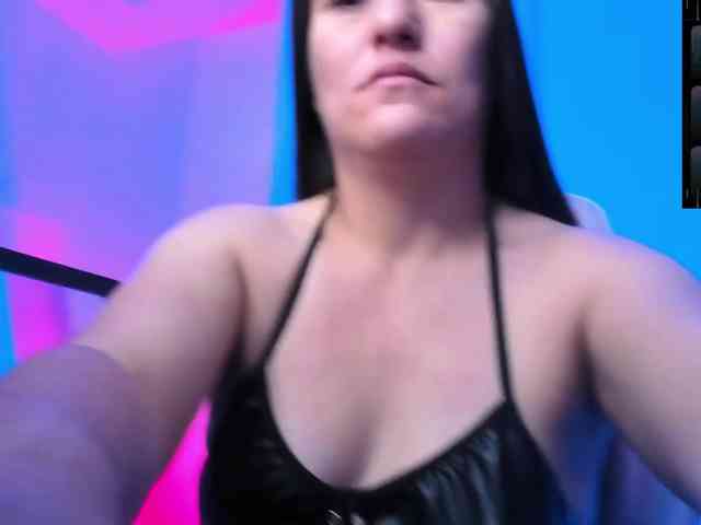 Saskyaajohnson webcam