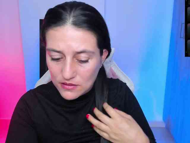 Saskyaajohnson webcam