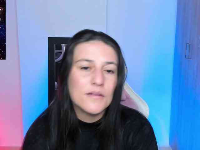 Saskyaajohnson webcam