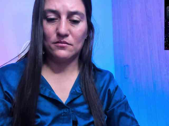 Saskyaajohnson webcam