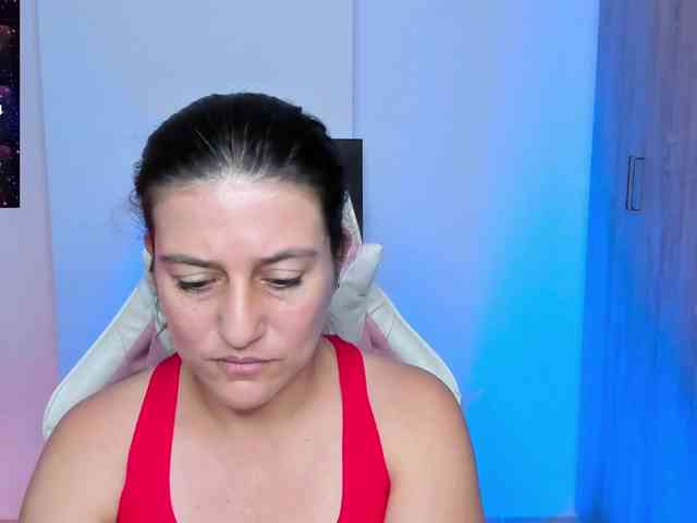 Saskyaajohnson webcam