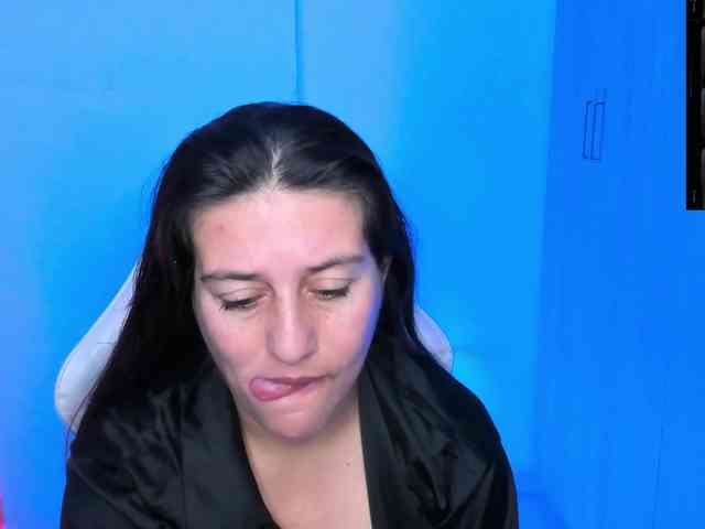 Saskyaajohnson webcam