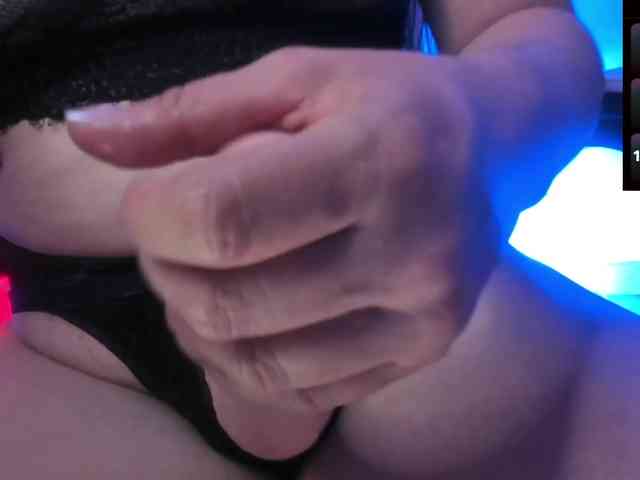 Saskyaajohnson webcam