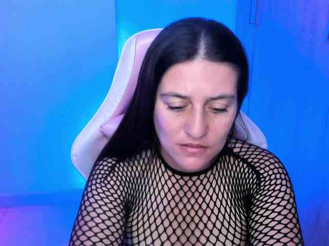 Saskyaajohnson webcam