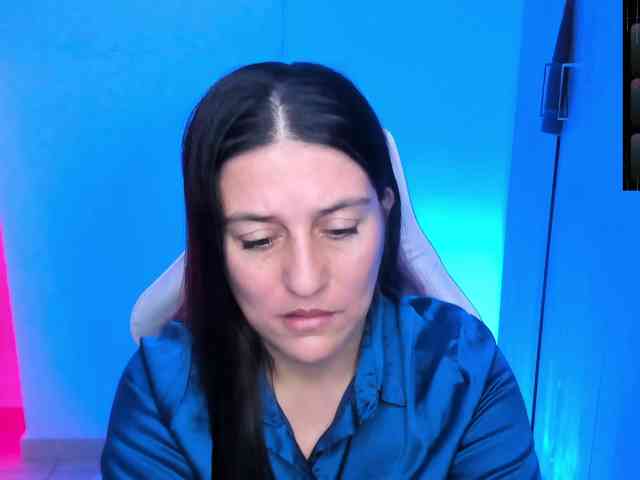 Saskyaajohnson webcam