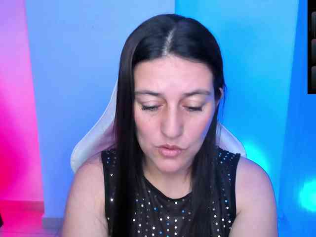 Saskyaajohnson webcam