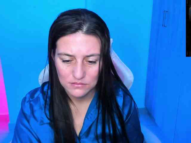 Saskyaajohnson webcam