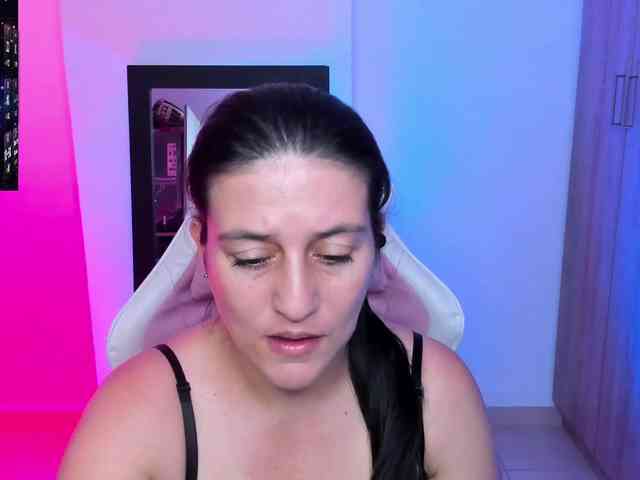 live sex xxx Saskyaajohnson