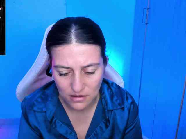 Saskyaajohnson webcam