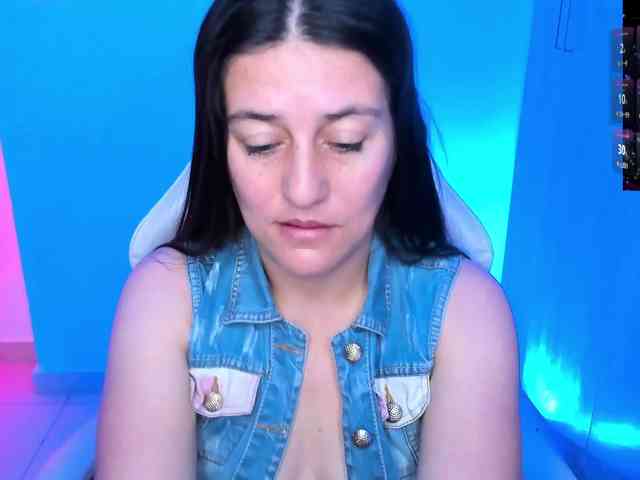 Saskyaajohnson webcam