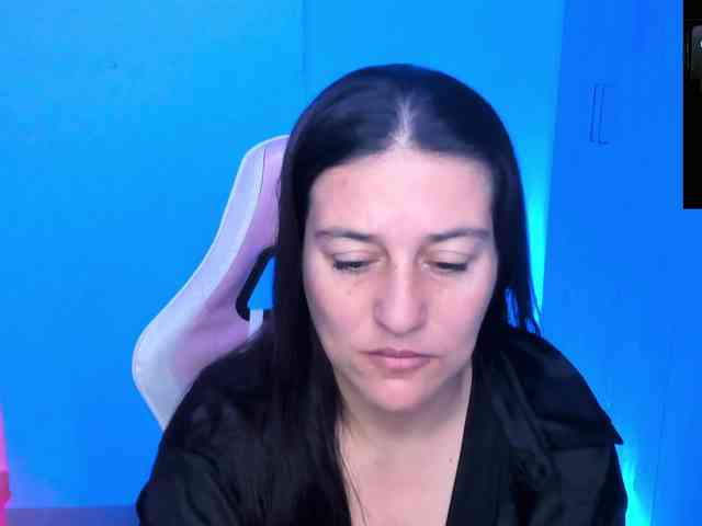 Saskyaajohnson webcam