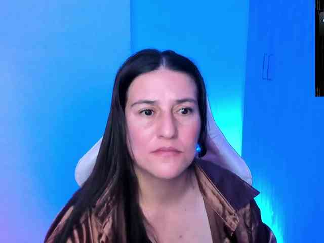 Saskyaajohnson webcam