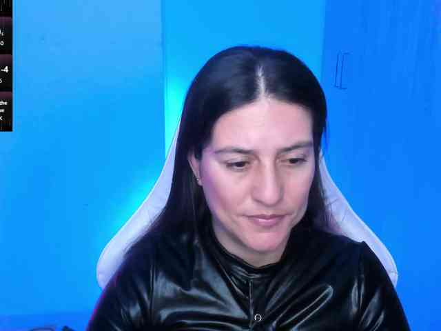 Saskyaajohnson webcam