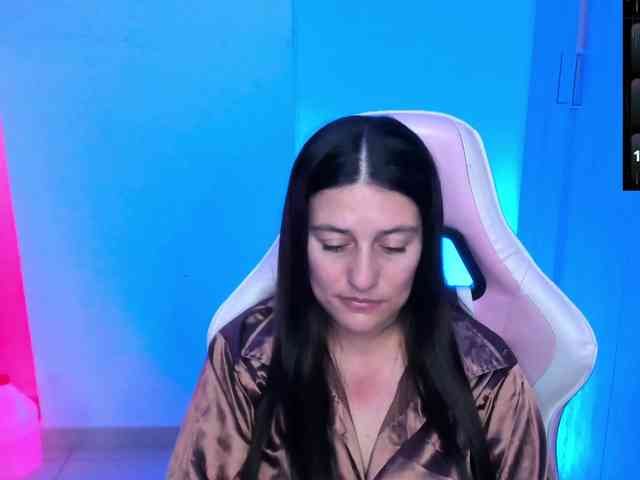 Saskyaajohnson webcam