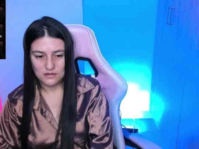 Saskyaajohnson webcam